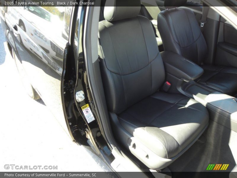 Black / Dark Charcoal 2005 Toyota Avalon Touring