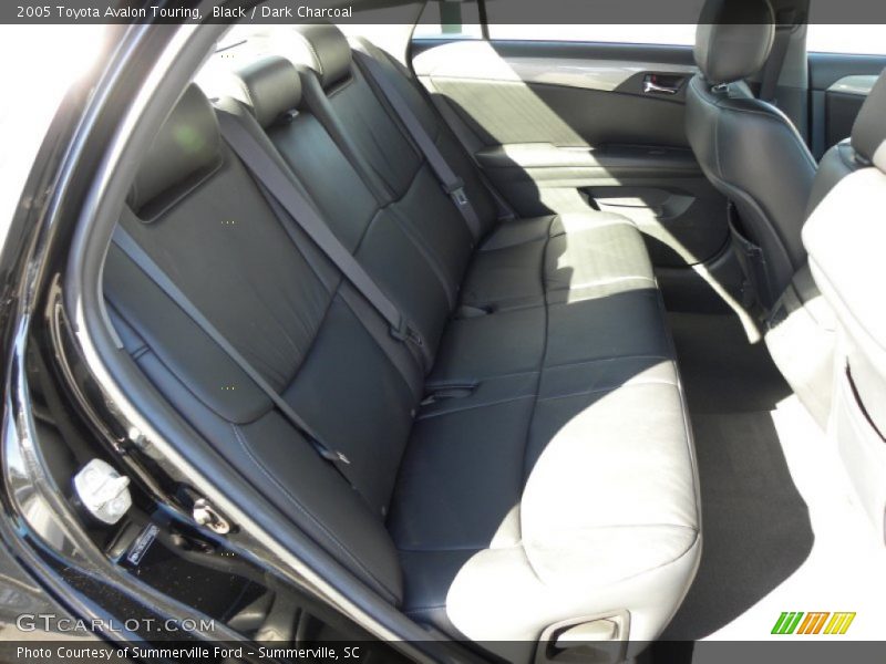 Black / Dark Charcoal 2005 Toyota Avalon Touring