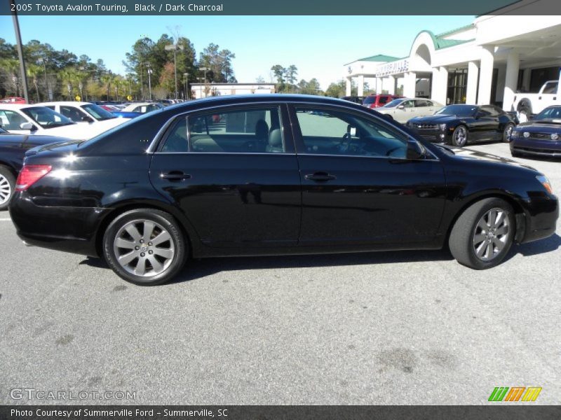 Black / Dark Charcoal 2005 Toyota Avalon Touring