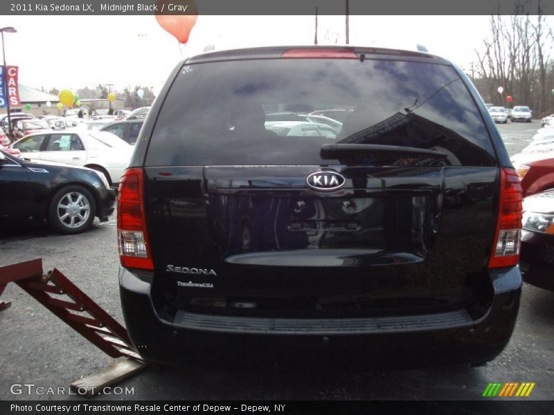 Midnight Black / Gray 2011 Kia Sedona LX