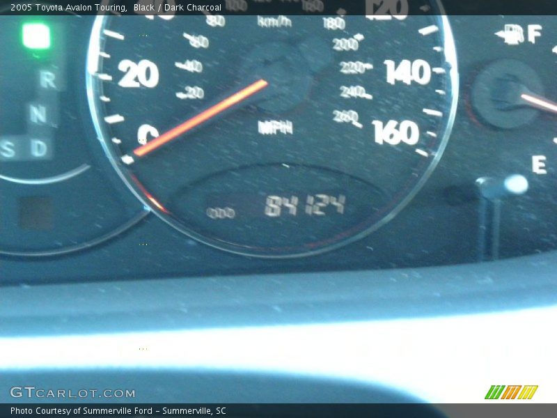 Black / Dark Charcoal 2005 Toyota Avalon Touring