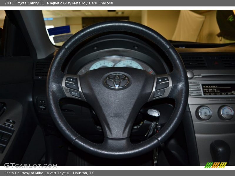 Magnetic Gray Metallic / Dark Charcoal 2011 Toyota Camry SE