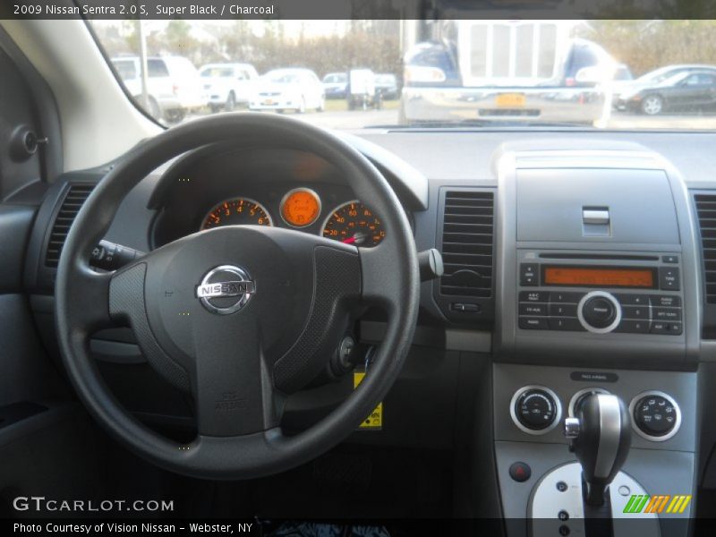 Super Black / Charcoal 2009 Nissan Sentra 2.0 S
