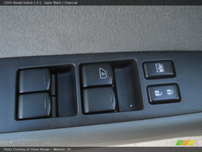 Super Black / Charcoal 2009 Nissan Sentra 2.0 S