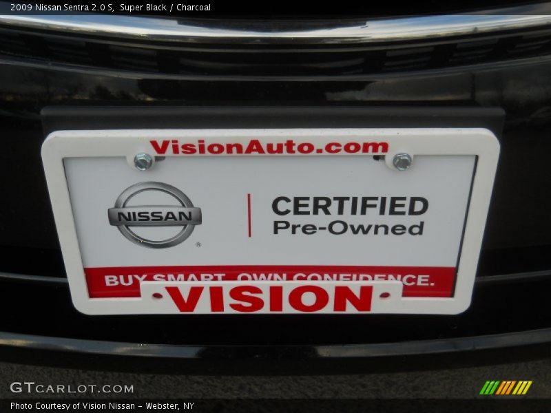 Super Black / Charcoal 2009 Nissan Sentra 2.0 S