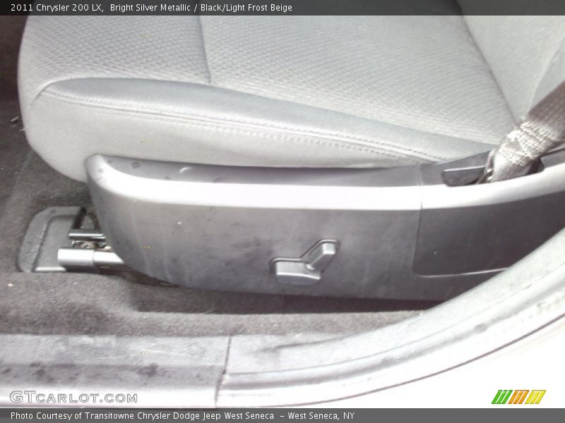 Bright Silver Metallic / Black/Light Frost Beige 2011 Chrysler 200 LX