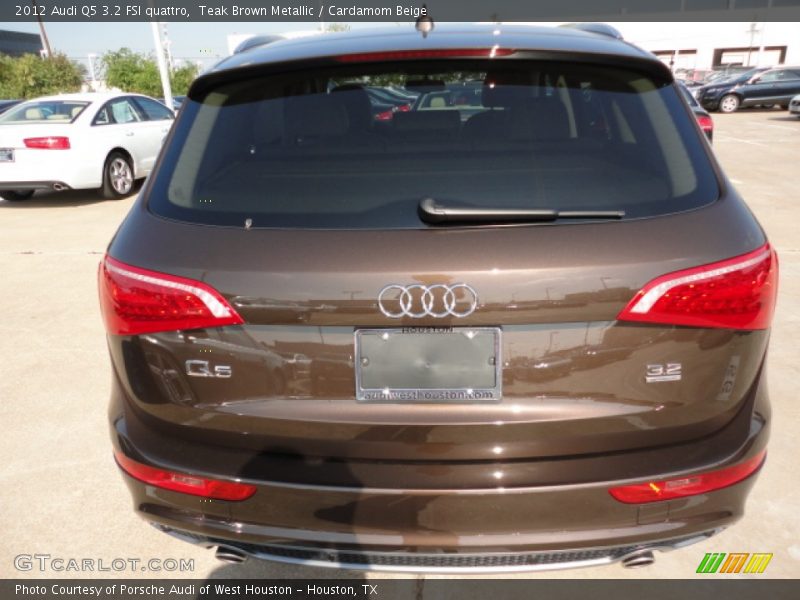Teak Brown Metallic / Cardamom Beige 2012 Audi Q5 3.2 FSI quattro