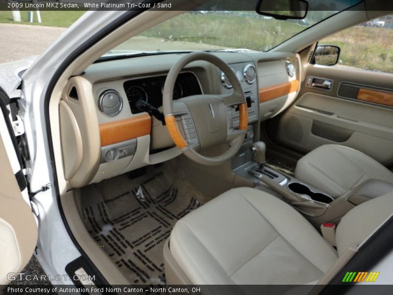 White Platinum Tri-Coat / Sand 2009 Lincoln MKZ Sedan
