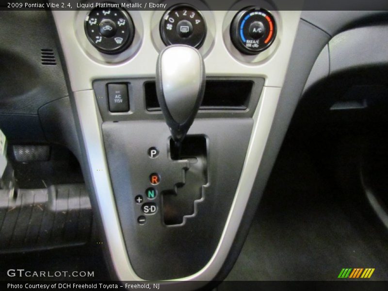 Liquid Platinum Metallic / Ebony 2009 Pontiac Vibe 2.4