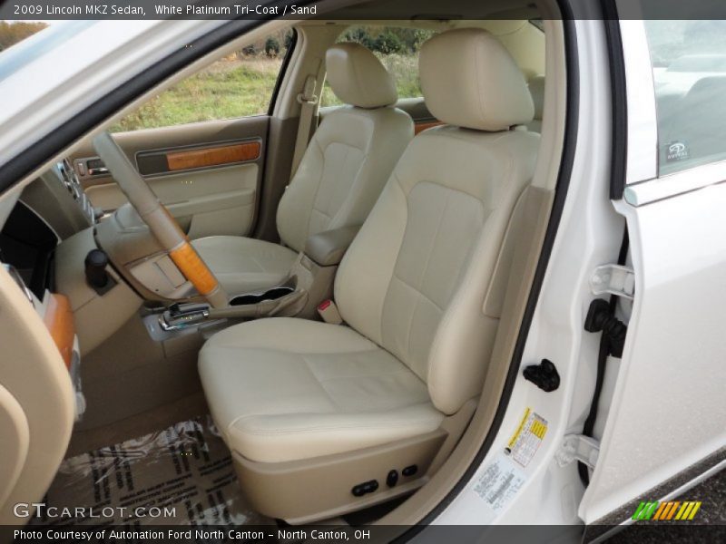 White Platinum Tri-Coat / Sand 2009 Lincoln MKZ Sedan