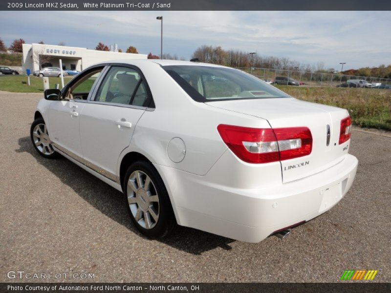 White Platinum Tri-Coat / Sand 2009 Lincoln MKZ Sedan