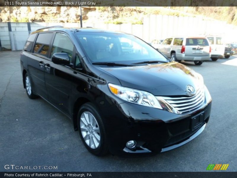 Black / Light Gray 2011 Toyota Sienna Limited AWD