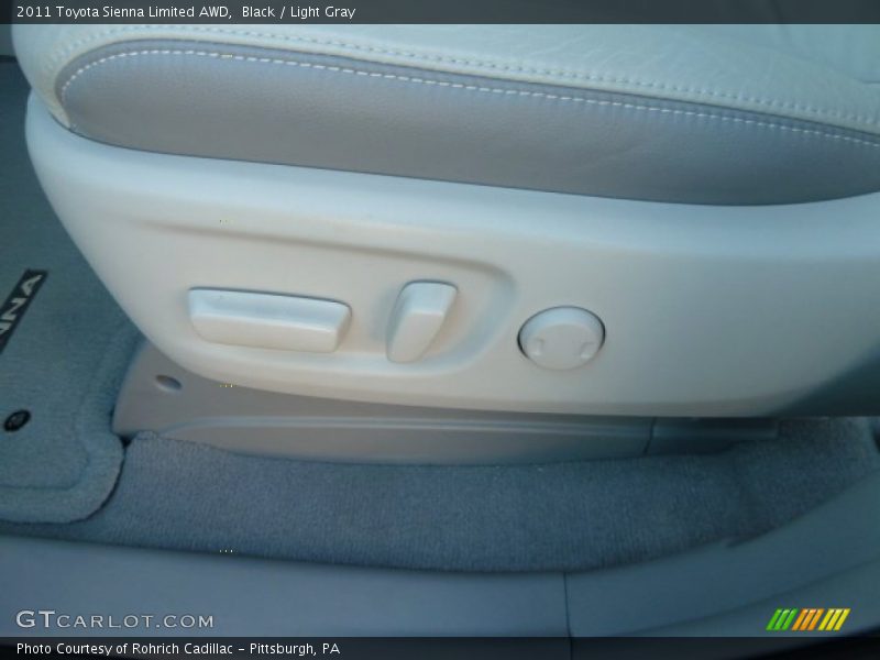 Black / Light Gray 2011 Toyota Sienna Limited AWD