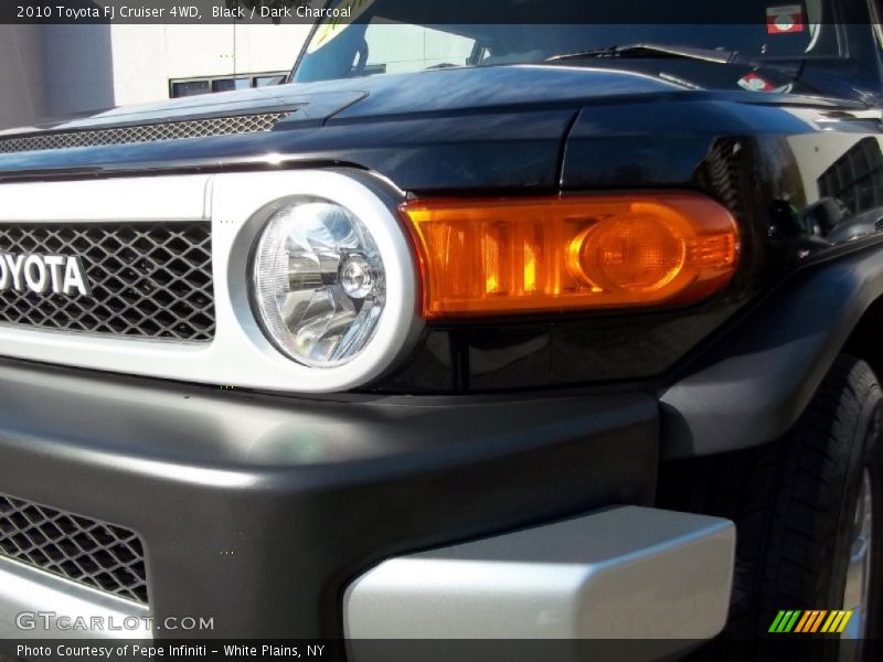 Black / Dark Charcoal 2010 Toyota FJ Cruiser 4WD
