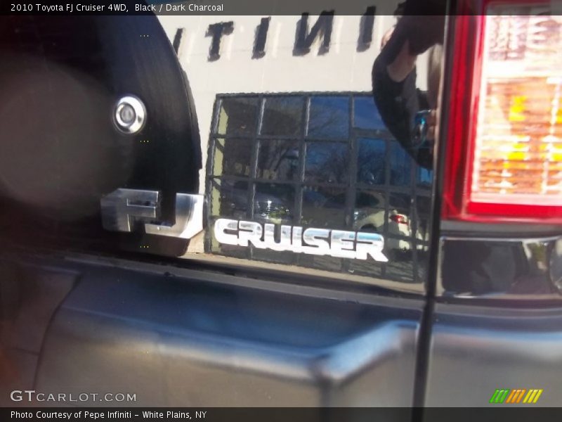 Black / Dark Charcoal 2010 Toyota FJ Cruiser 4WD