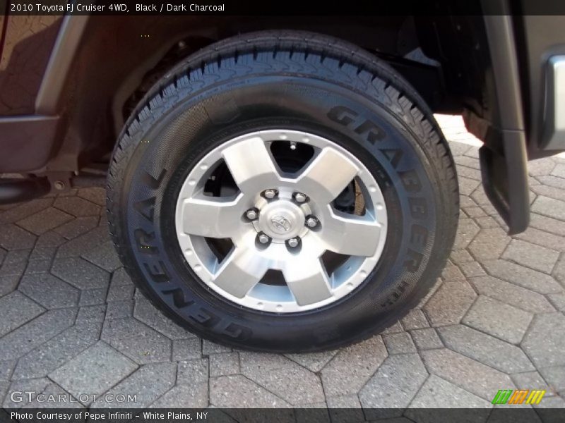 Black / Dark Charcoal 2010 Toyota FJ Cruiser 4WD