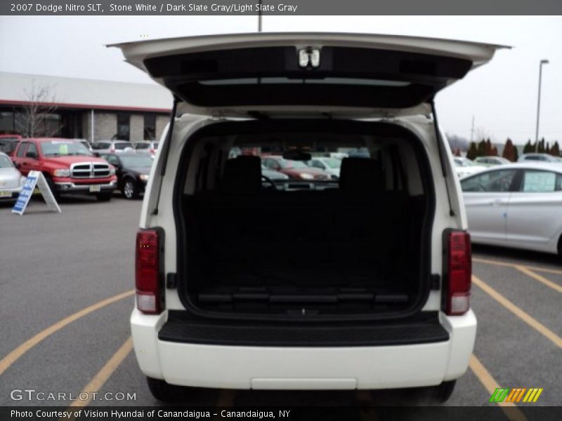 Stone White / Dark Slate Gray/Light Slate Gray 2007 Dodge Nitro SLT