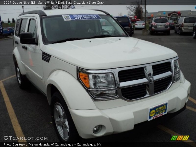 Stone White / Dark Slate Gray/Light Slate Gray 2007 Dodge Nitro SLT