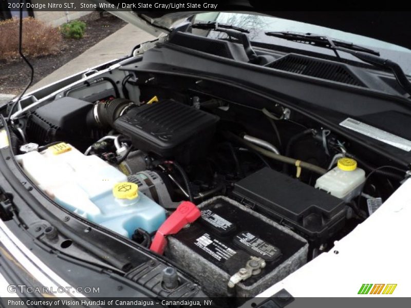 Stone White / Dark Slate Gray/Light Slate Gray 2007 Dodge Nitro SLT