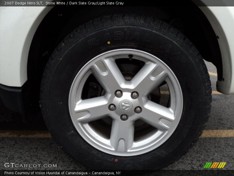 Stone White / Dark Slate Gray/Light Slate Gray 2007 Dodge Nitro SLT