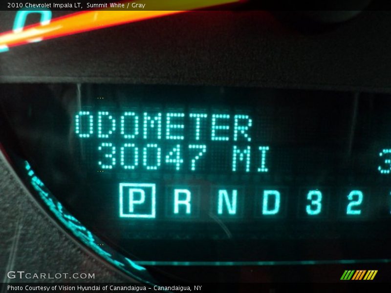 Summit White / Gray 2010 Chevrolet Impala LT