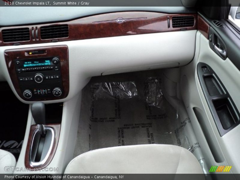 Summit White / Gray 2010 Chevrolet Impala LT