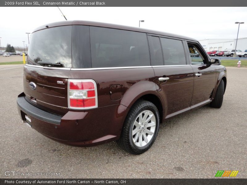 Cinnamon Metallic / Charcoal Black 2009 Ford Flex SEL