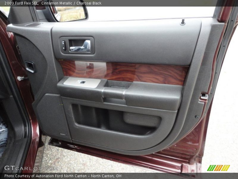 Cinnamon Metallic / Charcoal Black 2009 Ford Flex SEL