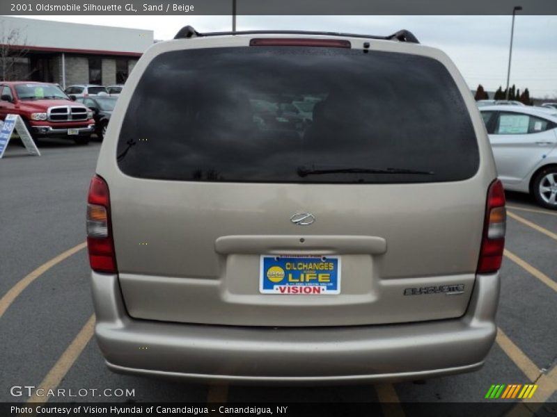 Sand / Beige 2001 Oldsmobile Silhouette GL