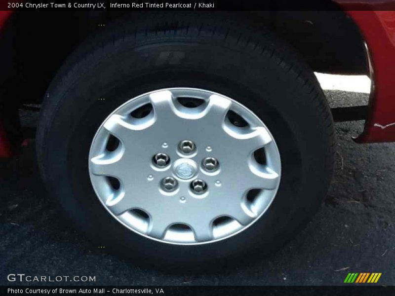  2004 Town & Country LX Wheel