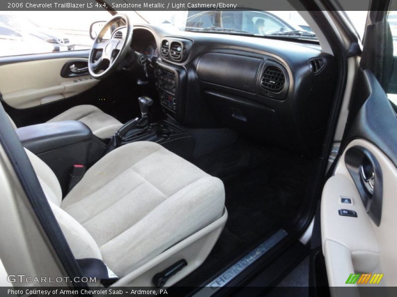 Sandstone Metallic / Light Cashmere/Ebony 2006 Chevrolet TrailBlazer LS 4x4