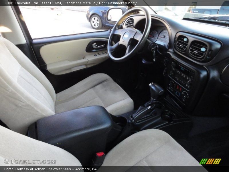 Sandstone Metallic / Light Cashmere/Ebony 2006 Chevrolet TrailBlazer LS 4x4