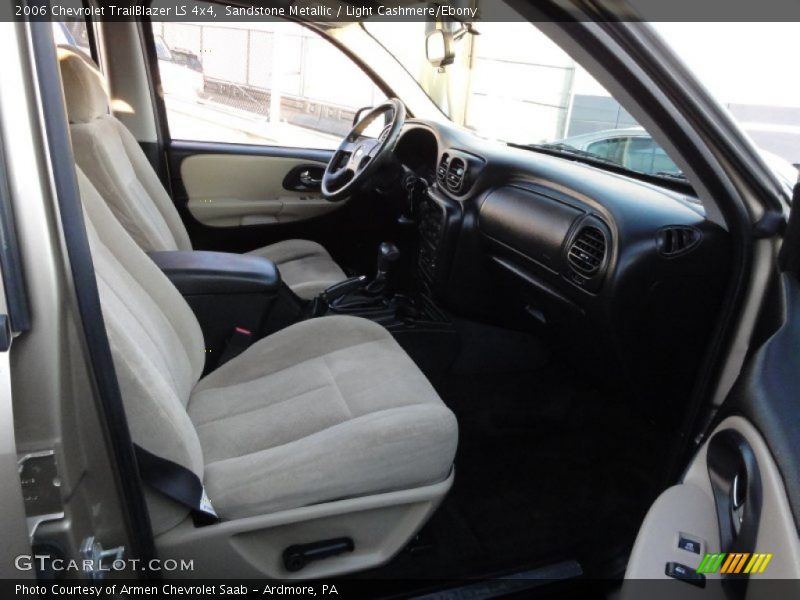Sandstone Metallic / Light Cashmere/Ebony 2006 Chevrolet TrailBlazer LS 4x4