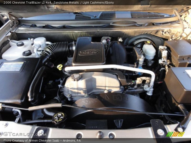 Sandstone Metallic / Light Cashmere/Ebony 2006 Chevrolet TrailBlazer LS 4x4