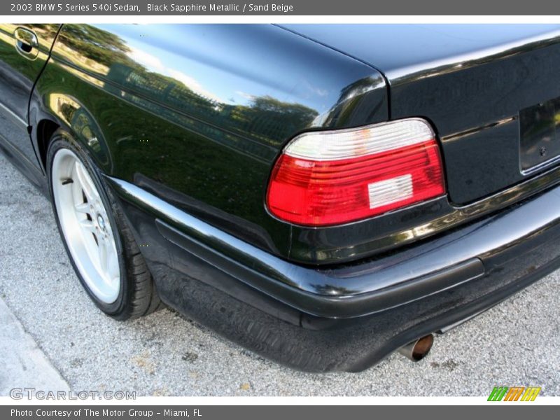 Black Sapphire Metallic / Sand Beige 2003 BMW 5 Series 540i Sedan