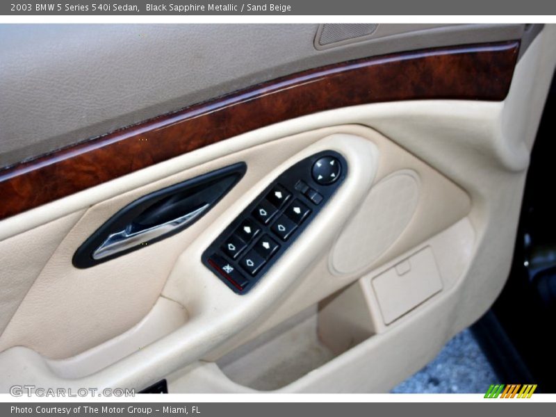 Black Sapphire Metallic / Sand Beige 2003 BMW 5 Series 540i Sedan