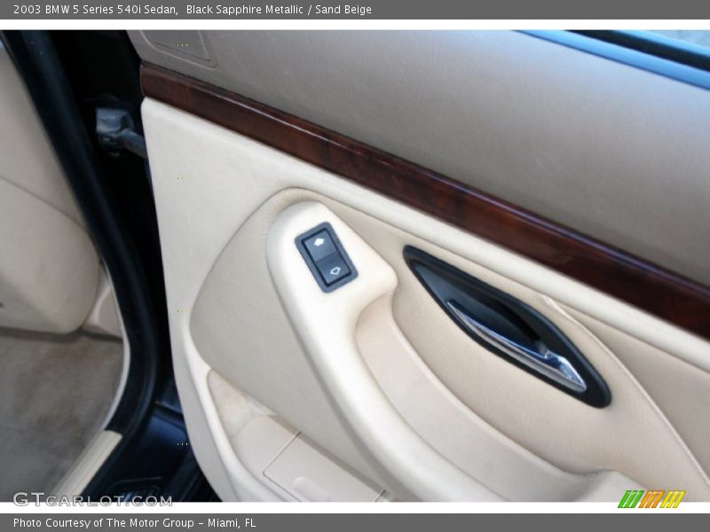 Black Sapphire Metallic / Sand Beige 2003 BMW 5 Series 540i Sedan