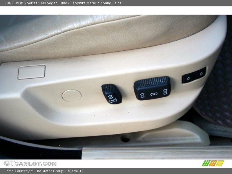 Black Sapphire Metallic / Sand Beige 2003 BMW 5 Series 540i Sedan