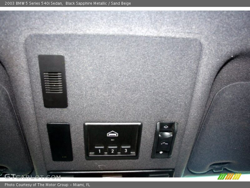 Black Sapphire Metallic / Sand Beige 2003 BMW 5 Series 540i Sedan