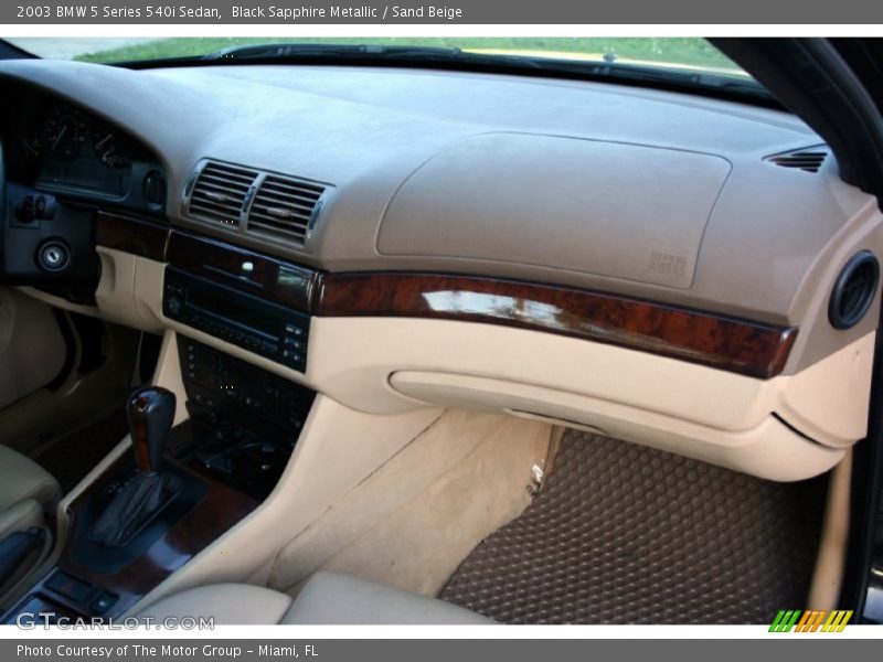 Black Sapphire Metallic / Sand Beige 2003 BMW 5 Series 540i Sedan
