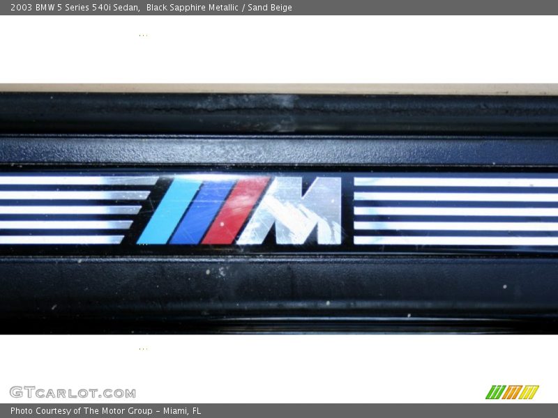 Black Sapphire Metallic / Sand Beige 2003 BMW 5 Series 540i Sedan