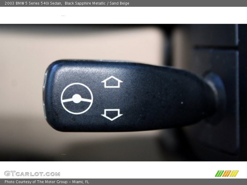 Controls of 2003 5 Series 540i Sedan