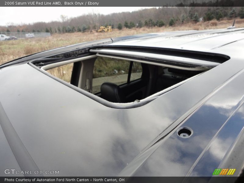 Sunroof of 2006 VUE Red Line AWD