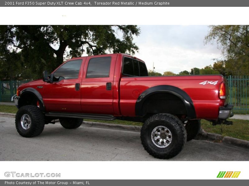 Toreador Red Metallic / Medium Graphite 2001 Ford F350 Super Duty XLT Crew Cab 4x4