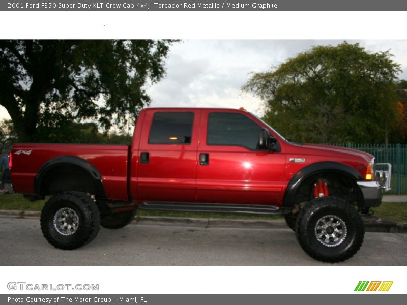 Toreador Red Metallic / Medium Graphite 2001 Ford F350 Super Duty XLT Crew Cab 4x4
