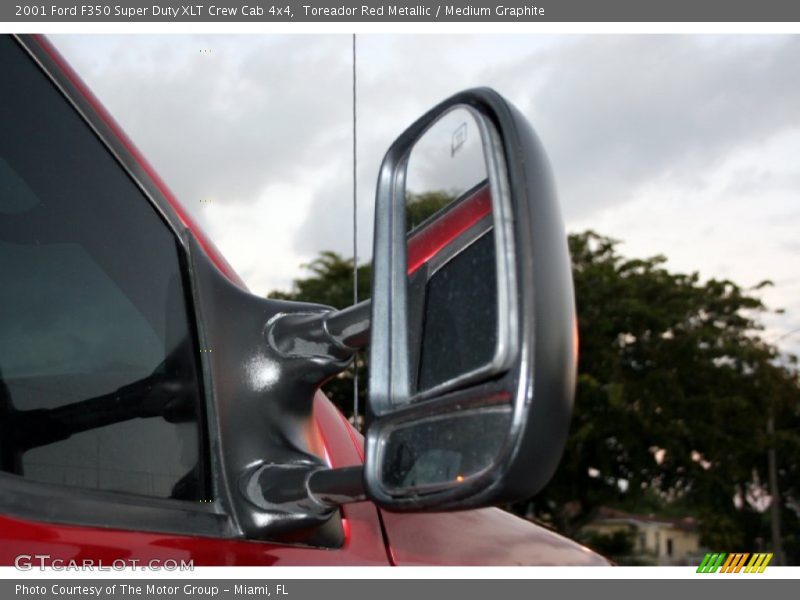 Toreador Red Metallic / Medium Graphite 2001 Ford F350 Super Duty XLT Crew Cab 4x4