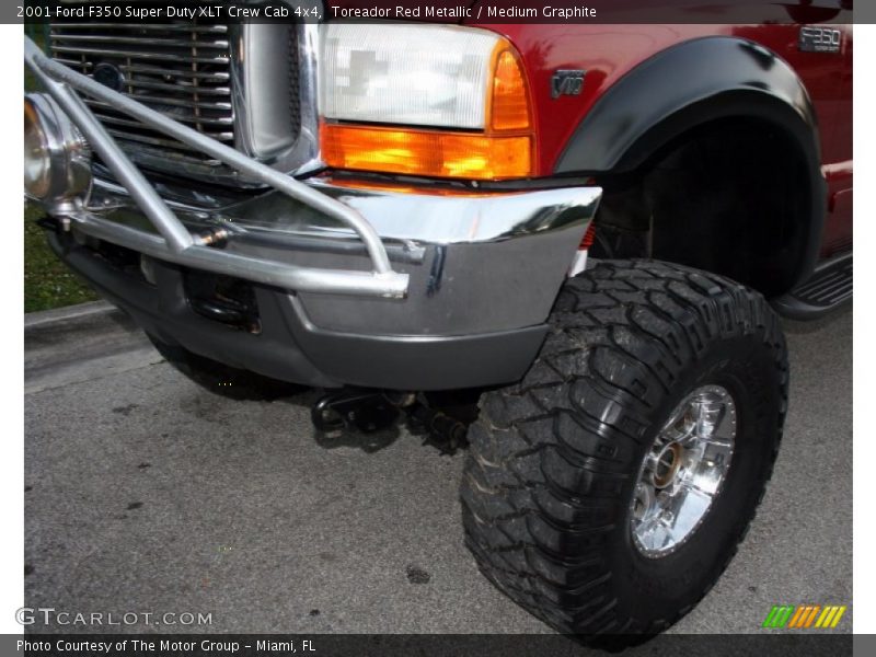 Toreador Red Metallic / Medium Graphite 2001 Ford F350 Super Duty XLT Crew Cab 4x4