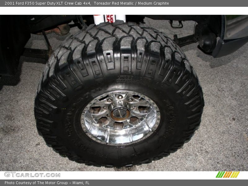 Custom Wheels of 2001 F350 Super Duty XLT Crew Cab 4x4