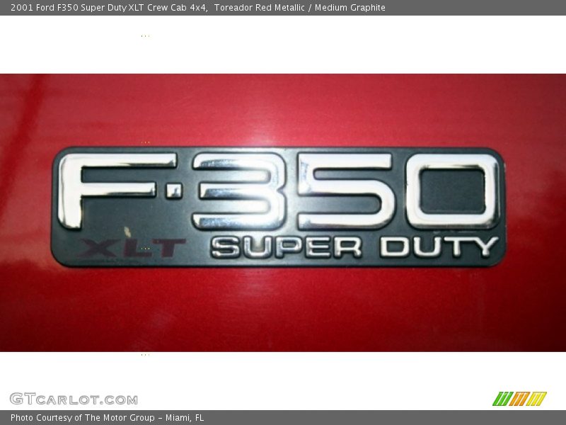  2001 F350 Super Duty XLT Crew Cab 4x4 Logo