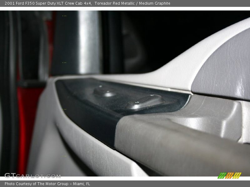 Toreador Red Metallic / Medium Graphite 2001 Ford F350 Super Duty XLT Crew Cab 4x4